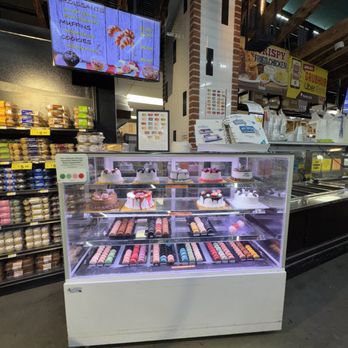 Food Bazaar Supermarket - Food Bazaar Harlem offers assorted Macarons and customized Cakes to order - Grocery Near Me - New York, New York Food Bazaar Supermarket - Food Bazaar Harlem offers assorted Macarons and customized Cakes to order - Grocery Near Me - New York, New York