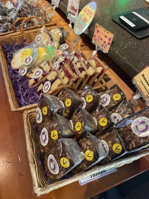 Taste Budd's Chocolate & Coffee Cafe by null