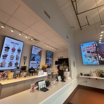 Jars By Fabio Viviani - Counter - Desserts Near Me - Emeryville, California