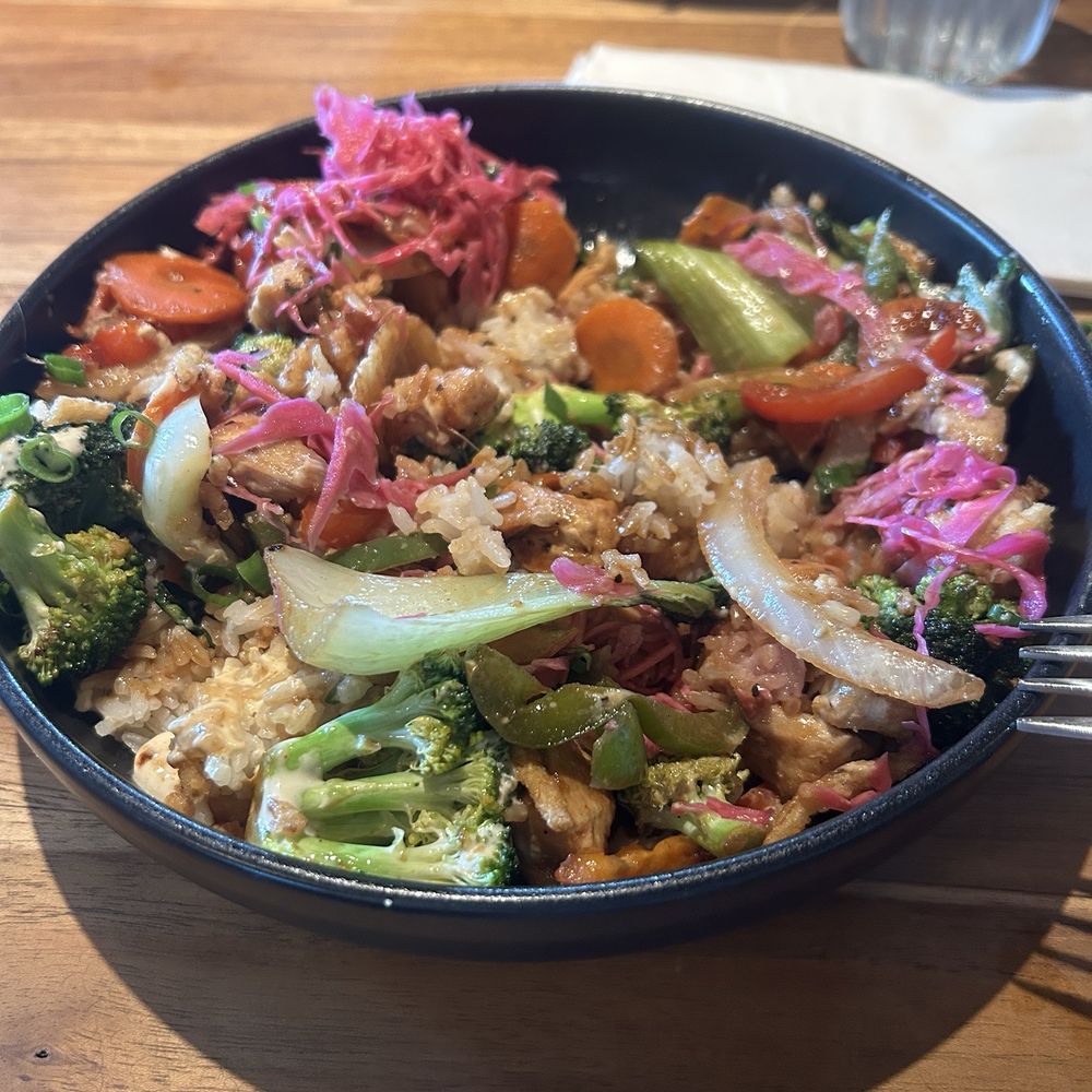 Scotty Browns - Dinner bowl - Burgers Near Me - Koloa, Hawaii