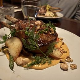 Double-cut pork chop Double-cut pork chop