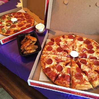 Rusty's Pizza Parlor - Pizza Near Me - Bakersfield, California
