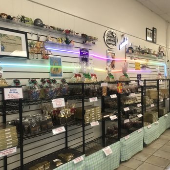 Maui Specialty Chocolates - Desserts Near Me - Kahului, Hawaii Maui Specialty Chocolates - Desserts Near Me - Kahului, Hawaii