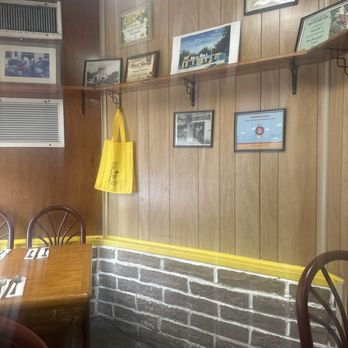 Harriette's Restaurant - Breakfast & Brunch Near Me - Key Largo, Florida