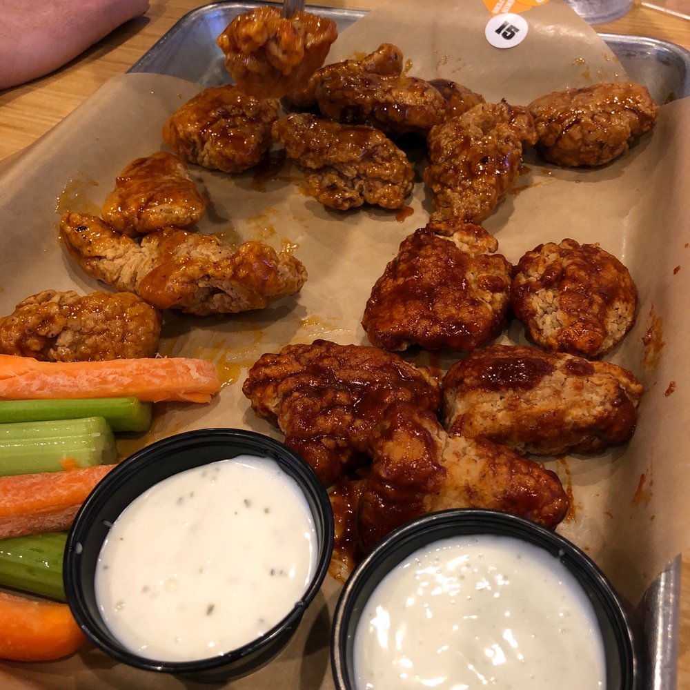 Buffalo Wild Wings - 15 count BONELESS WINGS - American Near Me - Jacksonville, North Carolina