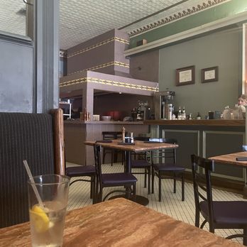Caffe' Capri - View point looking towards the kitchen - Italian Near Me - Bryan, Texas