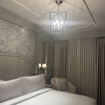 Hotel Monteleone - Hotels Near Me - New Orleans, Louisiana Hotel Monteleone - Hotels Near Me - New Orleans, Louisiana