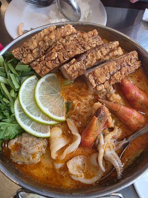 Speedboat Bar by null