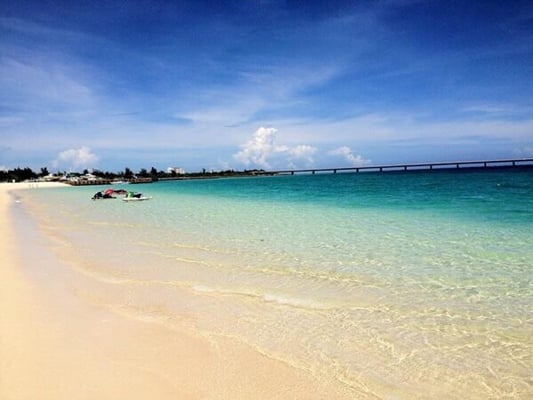 Yonaha Beach by null