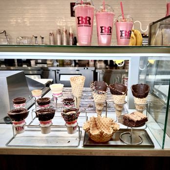 Baskin Robbins - More of the different size drinks and cone choices. - Ice Cream & Frozen Yogurt Near Me - Rockville, Maryland Baskin Robbins - More of the different size drinks and cone choices. - Ice Cream & Frozen Yogurt Near Me - Rockville, Maryland