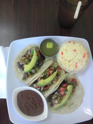 Perlas Restaurant by null