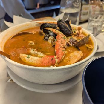 Sotto Mare - Cioppino - Seafood Near Me - San Francisco, California Sotto Mare - Cioppino - Seafood Near Me - San Francisco, California