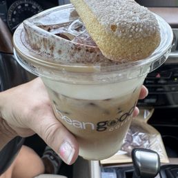 Tiramisu latte Tiramisu latte