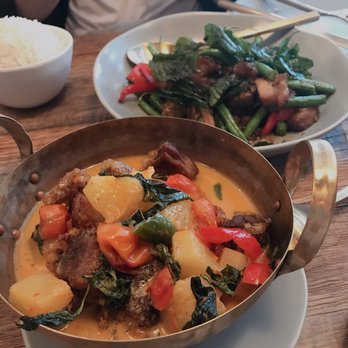 Sisters Thai - Crispy duck curry - Thai Near Me - Potomac, Maryland