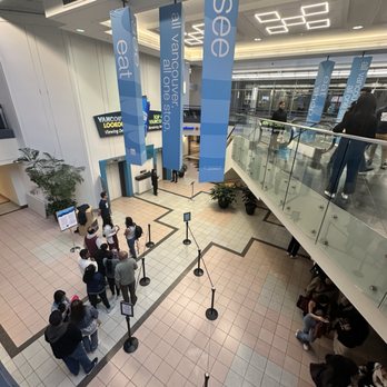 Harbour Centre - Shopping Centers Near Me - Vancouver, British Columbia