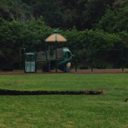 Hanamaulu Beach Park - Little playground