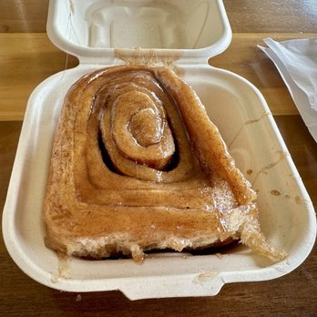 Cinnamon Roll Place - Cinnamon roll - Bakeries Near Me - Kihei, Hawaii