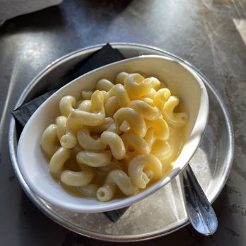 1909 - Kids meal mac & cheese   @dangit.all - Bars Near Me - Temecula, California