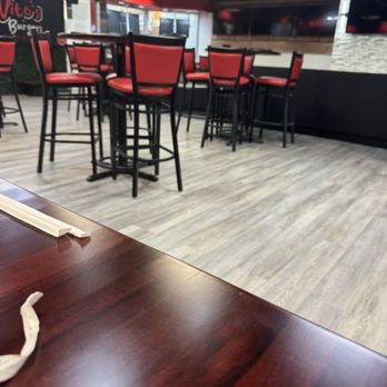 Vito's Burgers - Chicken Wings Near Me - Schaumburg, Illinois Vito's Burgers - Chicken Wings Near Me - Schaumburg, Illinois
