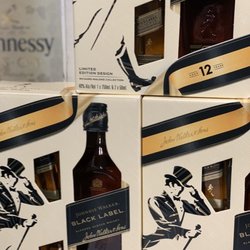 Henry's Liquor