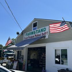 DeLea Farmstand