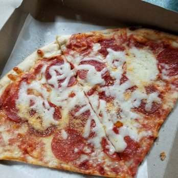 New York By The Slice - This is nothing like the New York pizza I've eaten in NY or any authentic NY pizza place. Very disappointed. - Pizza Near Me - Hartsville, South Carolina