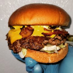 Top Up Burger - Becon chesse burger