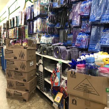 Dollar Tree - Party section - Discount Store Near Me - Davenport, Florida