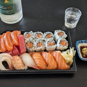 Sushi Express To Go - Large Combo Box - Sushi Bars Near Me - Edgewater, New Jersey