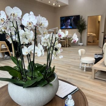 Look At Me - Inside - Nail Salons Near Me - San Francisco, California Look At Me - Inside - Nail Salons Near Me - San Francisco, California