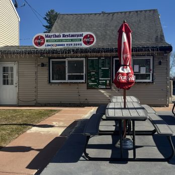 Martha's Restaurant - outside - Lebanese Near Me - Hampton Falls, New Hampshire