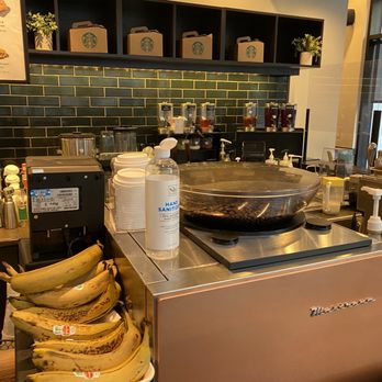 STARBUCKS - Updated December 2025 - 39 Photos & 57 Reviews - 110