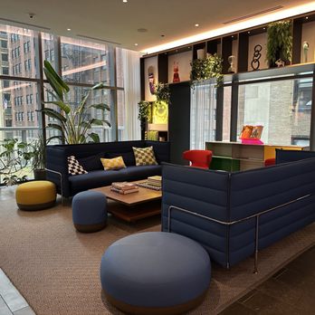 CitizenM Chicago Downtown Hotel - Living room common area - Hotels Near Me - Chicago, Illinois CitizenM Chicago Downtown Hotel - Living room common area - Hotels Near Me - Chicago, Illinois