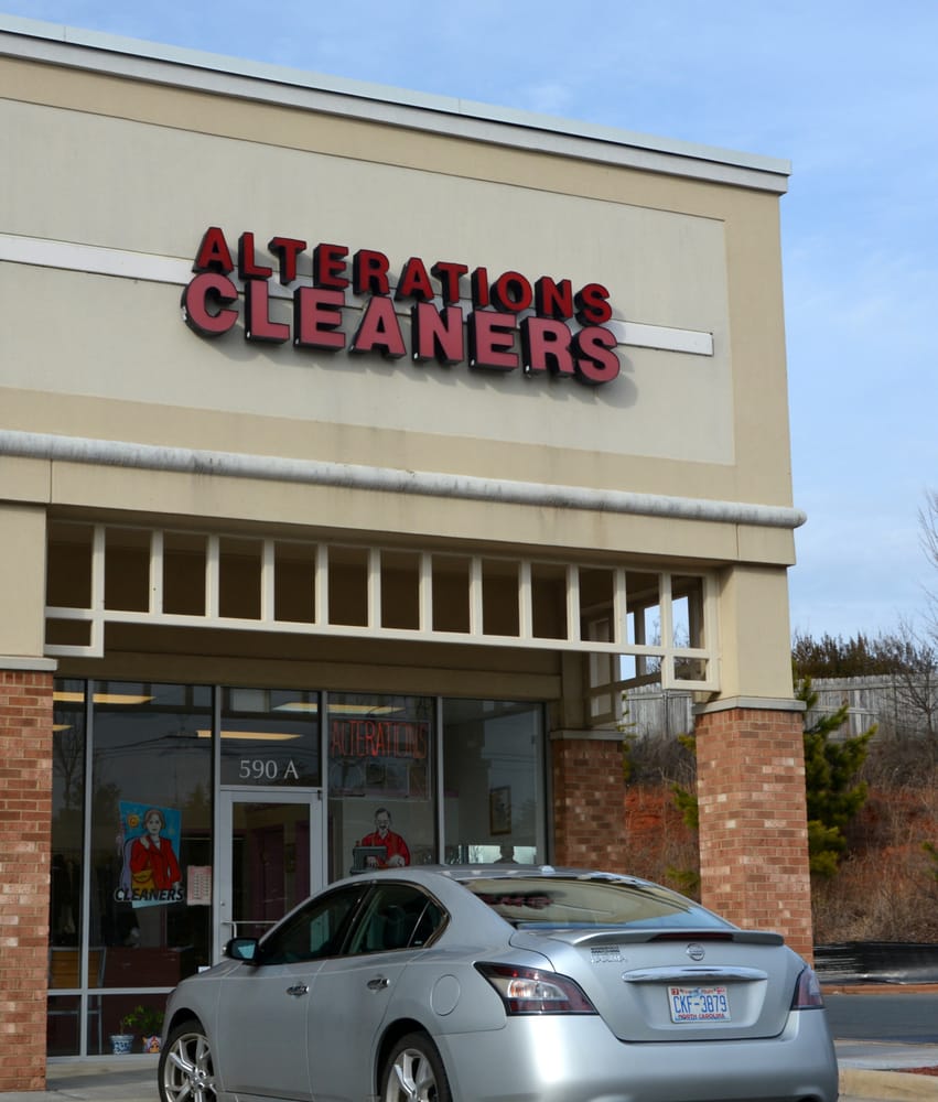 A ALTERATIONS AND CLEANERS Updated August 2024 590 River Hwy, Mooresville, North Carolina