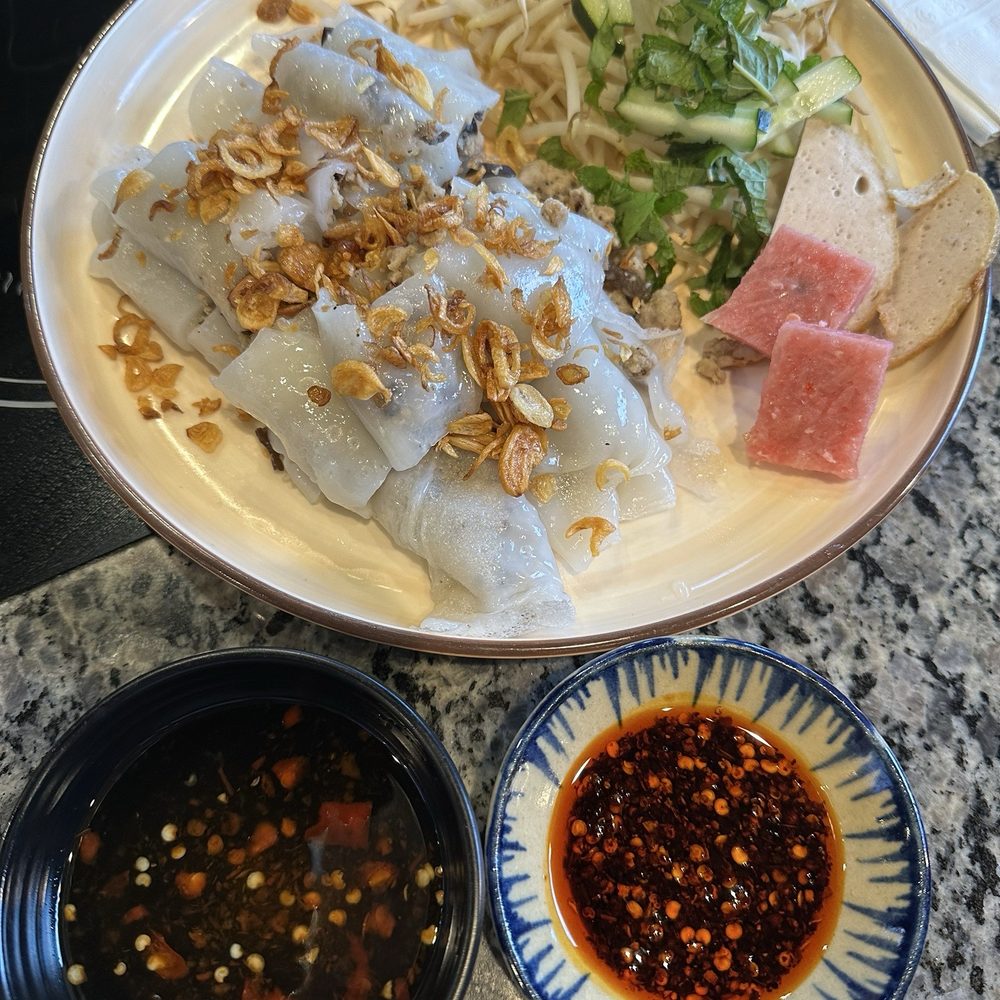 Gạo Vietnamese Kitchen - Banh Cuon - Steamed rice roll - Vietnamese Near Me - Boston, Massachusetts