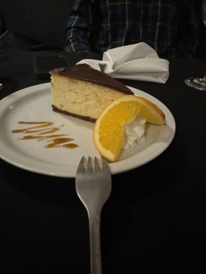 Brandy's on Main by null