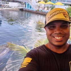 Island Dolphin Care - Dolphin enclosure