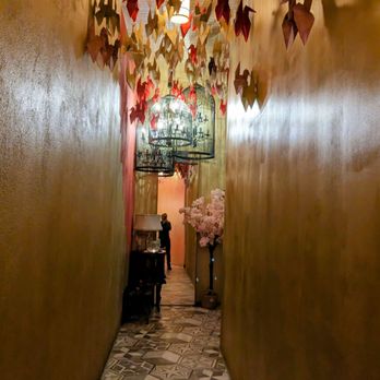 BLESS Restaurant - The hallway to the restrooms - Asian Fusion Near Me - Berlin, BE
