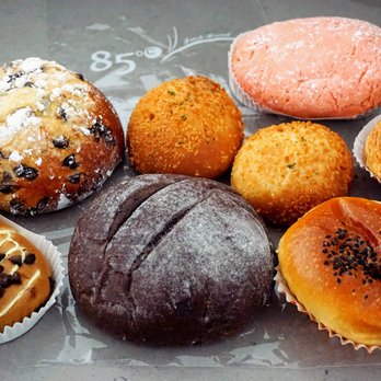 85°C Bakery Cafe-Bellevue - Coffee Milk Butter, Chocolate Chip Bowl, Chocolate Cream Cheese, Potato Croquette, Rose Cheese, Red Bean Bread, Taro Swirl ($1.90 - $2.90). - Bakeries Near Me - Bellevue, Washington