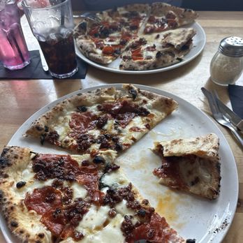 Cane Rosso - Honey Bastard - Pizza Near Me - Frisco, Texas