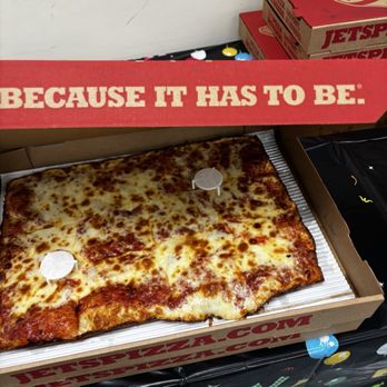 Jet's Pizza - XL Cheese Deep Dish Pizza - Pizza Near Me - Chicago, Illinois Jet's Pizza - XL Cheese Deep Dish Pizza - Pizza Near Me - Chicago, Illinois