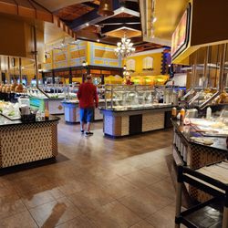 Manor Buffet - Such a large selection.