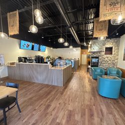 Coffee Lodge Finch - Welcome to Coffee Lodge Finch!