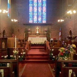 Episcopal Church of the Saviour - Main Church decorated for Easter 2012
