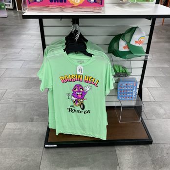 Wally's - Service Stations Near Me - Pontiac, Illinois