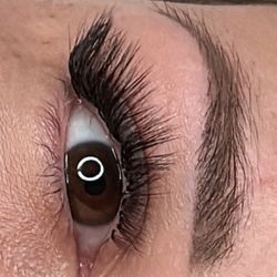 Vivi Eyelash Extention