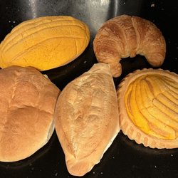 Panaderia Vanessa - 9 bucks I can't afford this life
