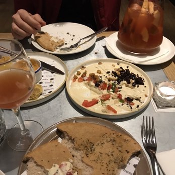 Teresa Carles - Appetizer course with hummus plate - Vegetarian Near Me - Barcelona, B Teresa Carles - Appetizer course with hummus plate - Vegetarian Near Me - Barcelona, B