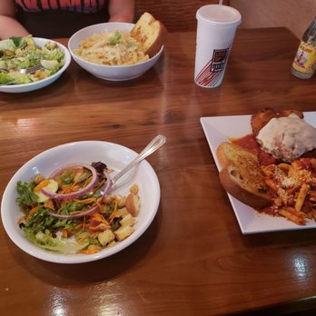 Presto Pasta - Italian Near Me - Simi Valley, California