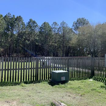 Walton County Dog Park - Dog Parks Near Me - Santa Rosa Beach, Florida